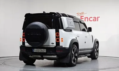 Land Rover Defender 2022, 93711 км, за 68900000 KRW