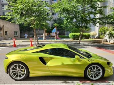 McLaren Artura · 2023 год