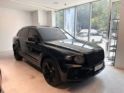Bentley Bentayga · 2023 год