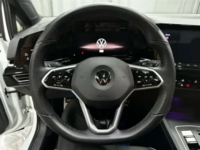 Volkswagen Golf 2022, 12000 км, за 147800 CNY - фото 13