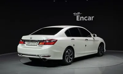 Honda Accord 2016, 56545 км, за 12790000 KRW