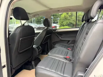 Volkswagen Touran 2019, 60000 км, за 51000 CNY - фото 8
