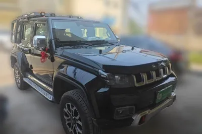BAIC Off-Road BJ40 2020, 27000 км, за 88081.29 CNY - фото 3