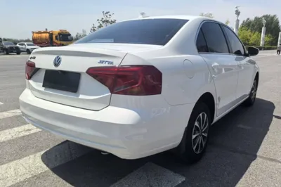 Volkswagen Jetta 2017, 44500 км, за 38834.89 CNY - фото 4