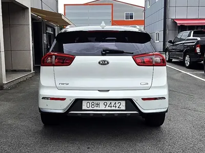 Kia Niro 2017, 187621 км, за 8800000 KRW - фото 4