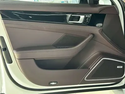 Porsche Panamera 2022, 40000 км, за 718000 CNY - фото 13