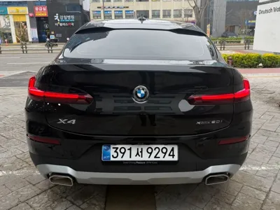 BMW X4 2025, 2200 км, за 43430000 KRW