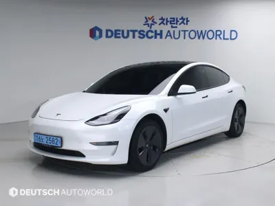 Tesla Model 3 · 2021 год