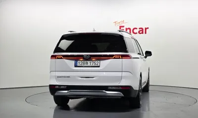 Kia Canival 2021, 75599 км, за 26900000 KRW