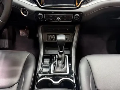 Jeep Grand Commander 2021, 80000 км, за 78800 CNY - фото 12