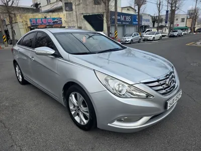 Hyundai Sonata 2010, 183303 км, за 3500000 KRW - фото 3