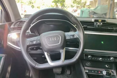 Audi Q3 2022, 12400 км, за 218344.75 CNY - фото 9