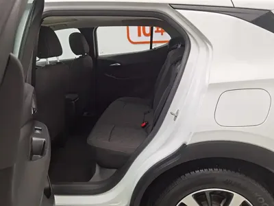 Buick Encore GX 2021, 72800 км, за 36800 CNY - фото 15