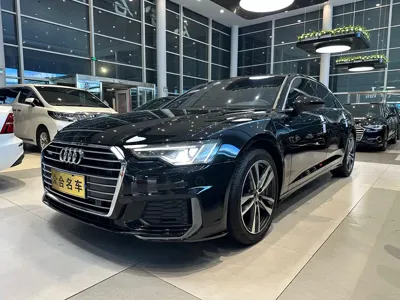 Audi A6L 2021, 39000 км, за 223800 CNY - фото 1