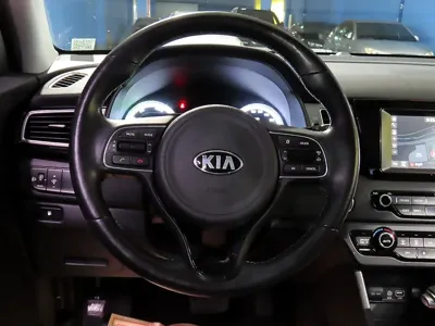 Kia Niro 2017, 108374 км, за 12500000 KRW - фото 10