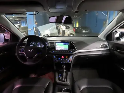 Hyundai Avante 2018, 142605 км, за 6900000 KRW - фото 7