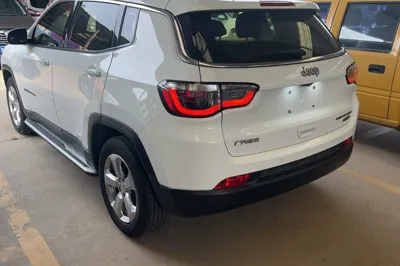 Jeep Compass 2017, 69100 км, за 48544.3 CNY