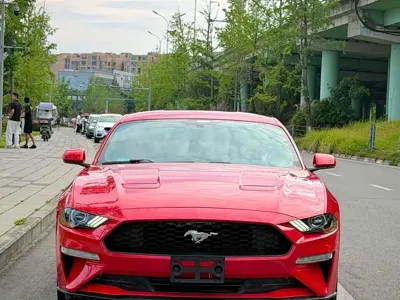 Ford Mustang 2018, 70000 км, за 93800 CNY