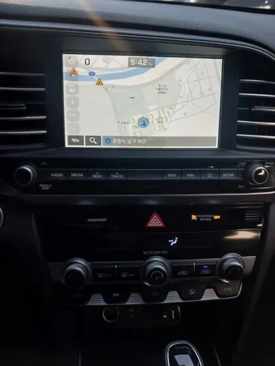Hyundai Avante 2019, 70000 км, за 11700000 KRW - фото 14