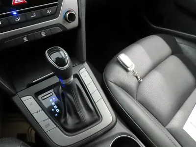 Hyundai Avante 2018, 77281 км, за 11200000 KRW - фото 9