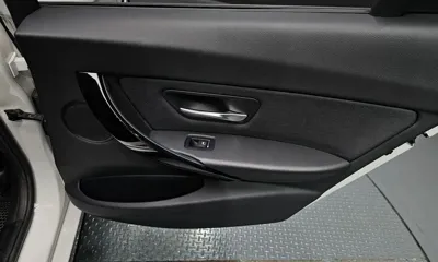 BMW 3-Series 2018, 103120 км, за 15500000 KRW - фото 25