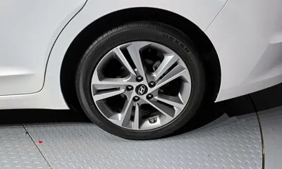Hyundai Avante 2017, 24137 км, за 11600000 KRW - фото 21