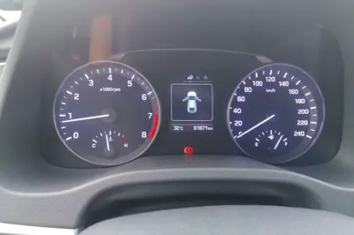 Hyundai Elantra (6th Generation 2016, 61800 км, за 35444.61 CNY - фото 11