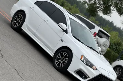 Mitsubishi Lancer EX 2015, 104300 км, за 40040.04 CNY