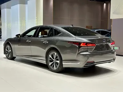 Lexus LS 2022, 30000 км, за 398000 CNY - фото 7