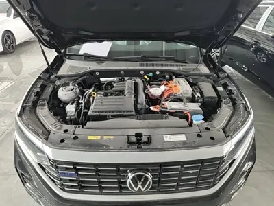 Volkswagen 帕萨特插电混动 2026, 100 км, за 136400 CNY - фото 20