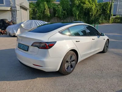 Tesla Model 3 2022, 94009 км, за 27000000 KRW