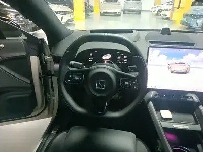 Zeekr 极氪007GT 2025, 15900 км, за 171300 CNY - фото 11