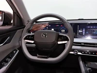 Changan 长安CS75PLUS 2022, 39000 км, за 68800 CNY - фото 13