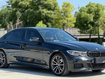 BMW 3 Series 2021, 56600 км, за 125500 CNY