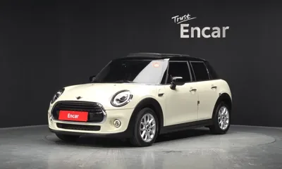 MINI Cooper · 2020 год