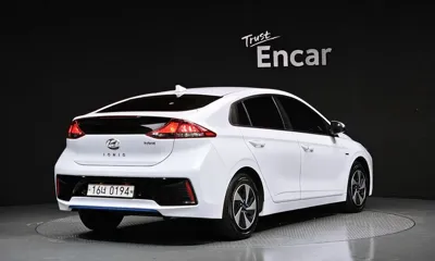 Hyundai Ioniq 2017, 90955 км, за 11800000 KRW