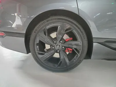 Audi A6 e-tron 2025, 6753 км, за 84900000 KRW - фото 7