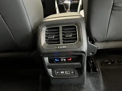 Volkswagen Tiguan L 2021, 32000 км, за 115000 CNY - фото 15