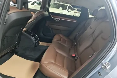 Volvo S90 2018, 117200 км, за 119066.43 CNY - фото 20