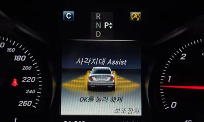 Mercedes-Benz C-Class 2016, 62778 км, за 17000000 KRW - фото 17