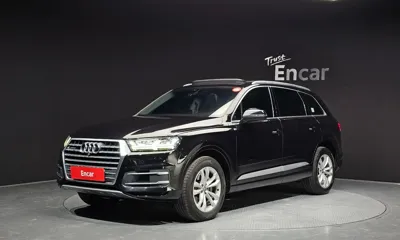 Audi Q7 · 2019 год