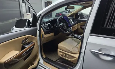 Kia Canival 2016, 200688 км, за 11500000 KRW - фото 10