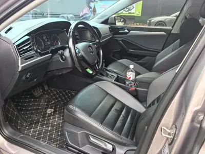 Volkswagen Sagitar 2019, 130000 км, за 44600 CNY