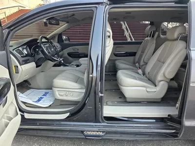 Kia Canival 2019, 105715 км, за 16600000 KRW - фото 14