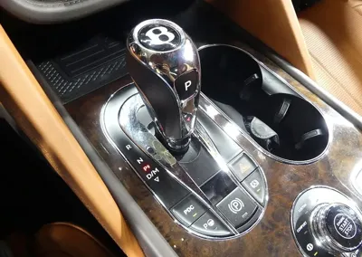 Bentley Bentayga 2021, 49000 км, за 193000000 KRW - фото 7