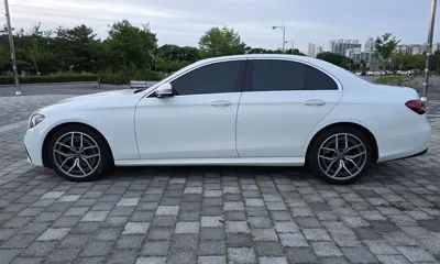 Mercedes-Benz E-Class 2021, 60118 км, за 39900000 KRW - фото 4