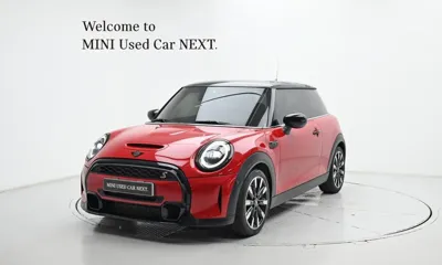 MINI Cooper · 2022 год