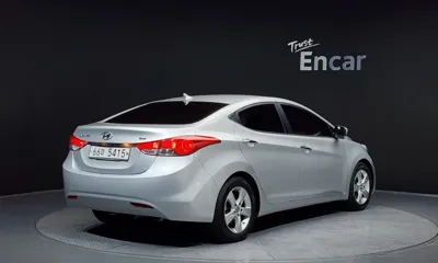 Hyundai Avante 2014, 111508 км, за 5000000 KRW