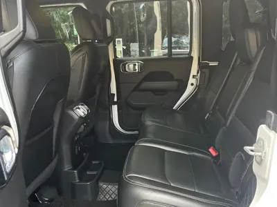 Jeep Wrangler 2020, 104000 км, за 199800 CNY - фото 12