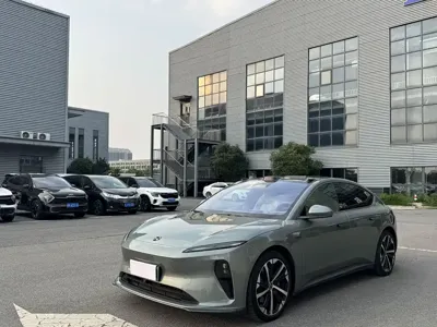 Nio ET5 · 2022 год